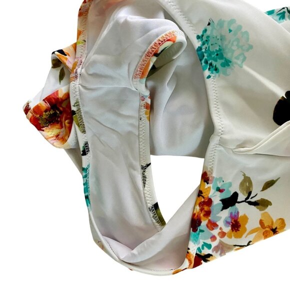 Cupshe  Floral Print One Piece Halter Tie Waist Swimsuit Women's Small NEW NWT - Picture 10 of 11